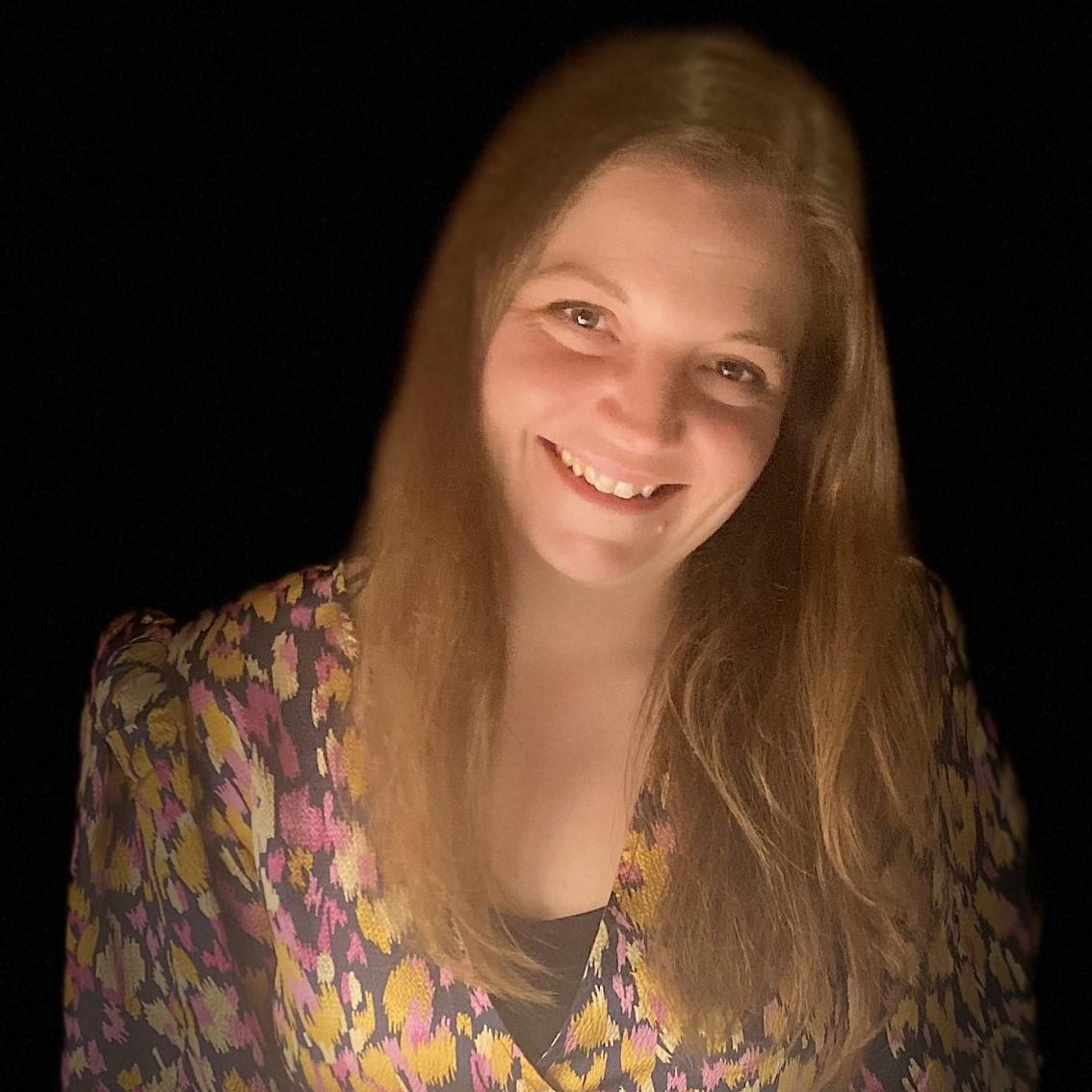 Dr Claire Hodson