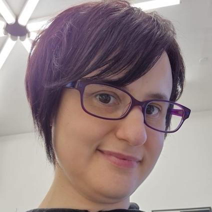 Dr Daniela Saadeh